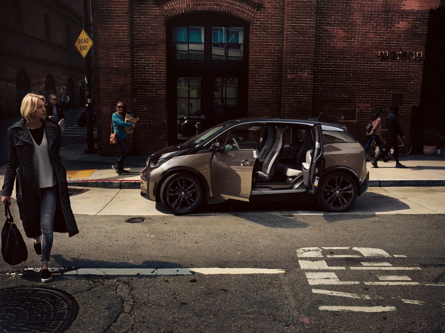 166cd4af-2019-bmw-i3-31