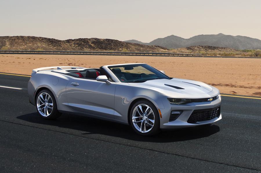 2016-chevrolet-camaro-convertible-026