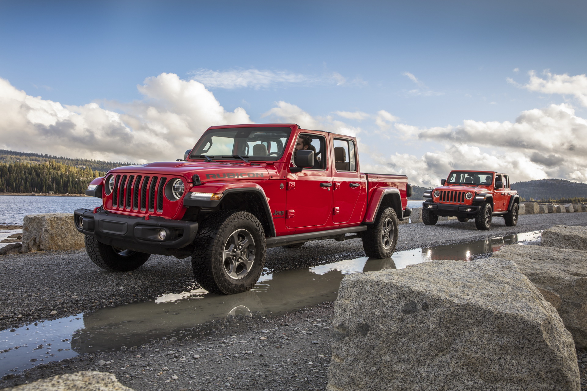 2020-jeep-gladiator-wrangler-rubicon