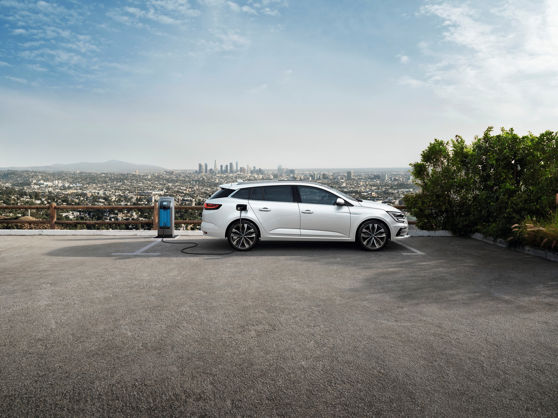 2020-renault-megane-facelift-11