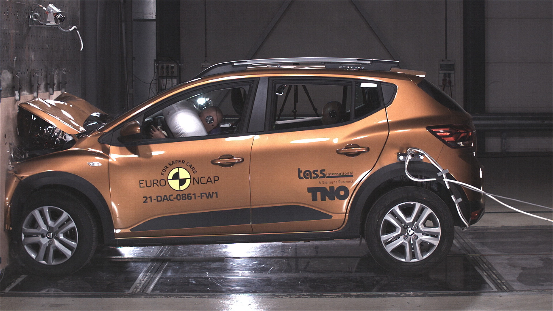 2021-dacia-sandero-stepway-euro-ncap-2