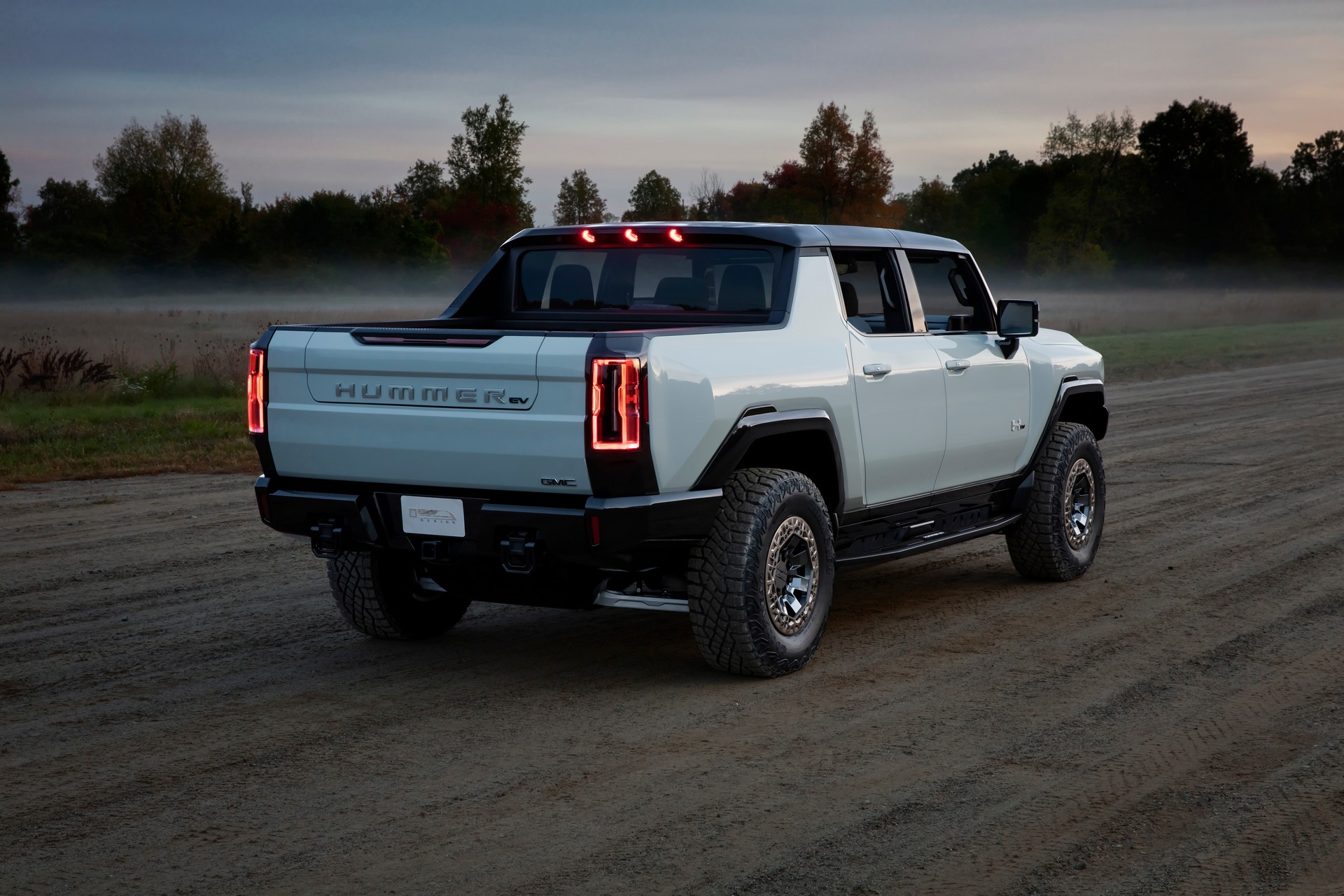 2022-GMC-Hummer-EV-Edition-1-2