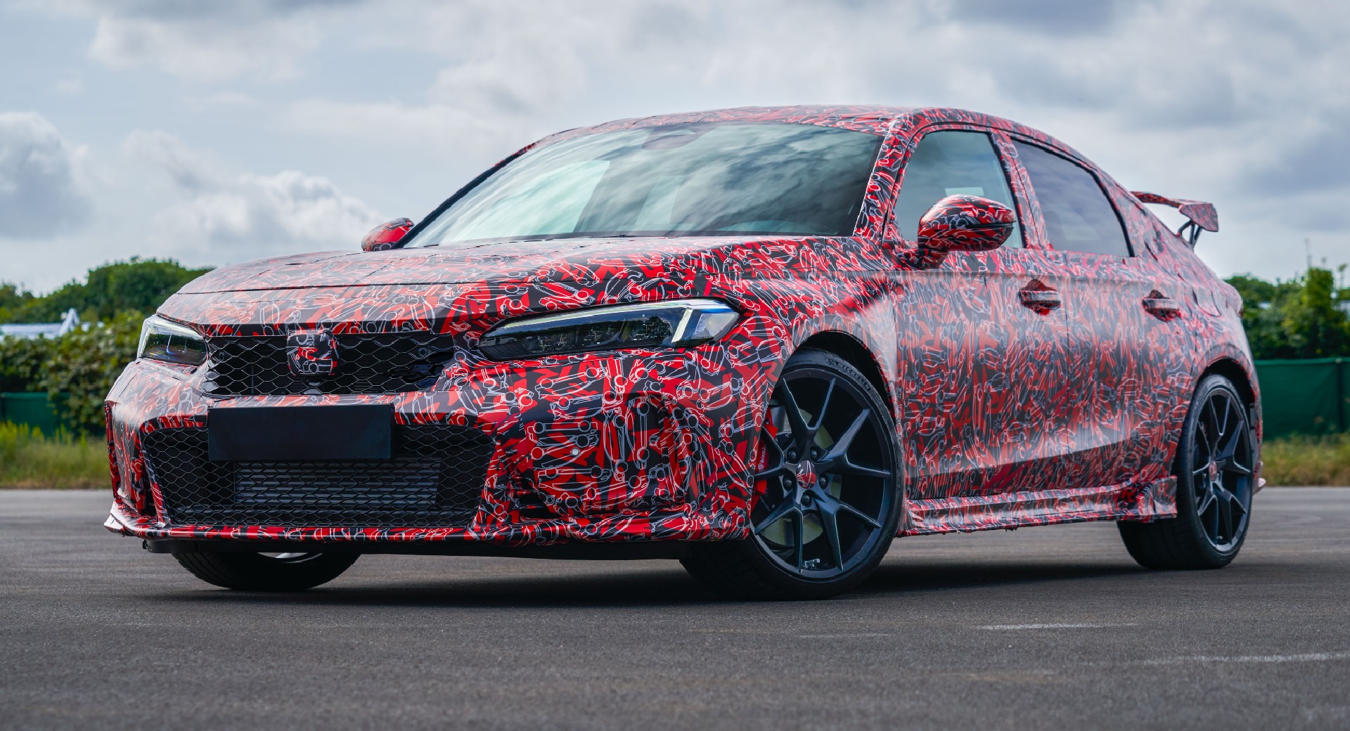 2023-Honda-Civic-Type-R-Camouflaged-main