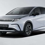 BYD: Európa-specifikus hibrid kisautó készül byd_dolphin-e1766049336710-1600×903
