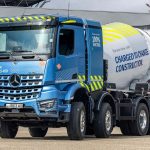 Vége a dízelszagú építkezéseknek? Megérkezett a Mercedes eArocs! earocs_fs