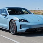 Benzines és villanyhajtással is érkezik az új 718-as porschetaycan26