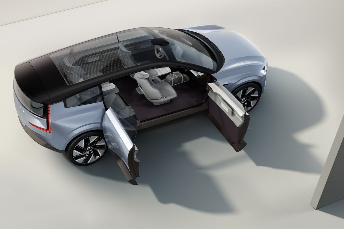 283695_Volvo_Concept_Recharge.0