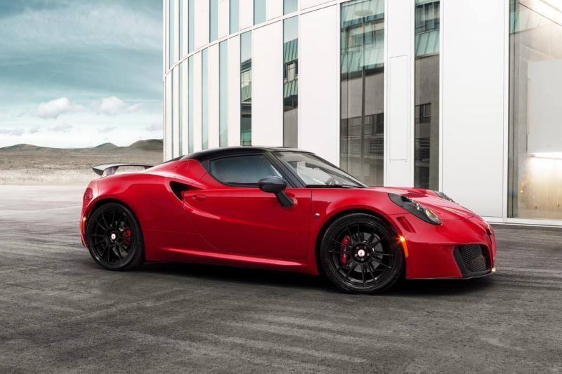 AlfaRomeo4C pogearacing1