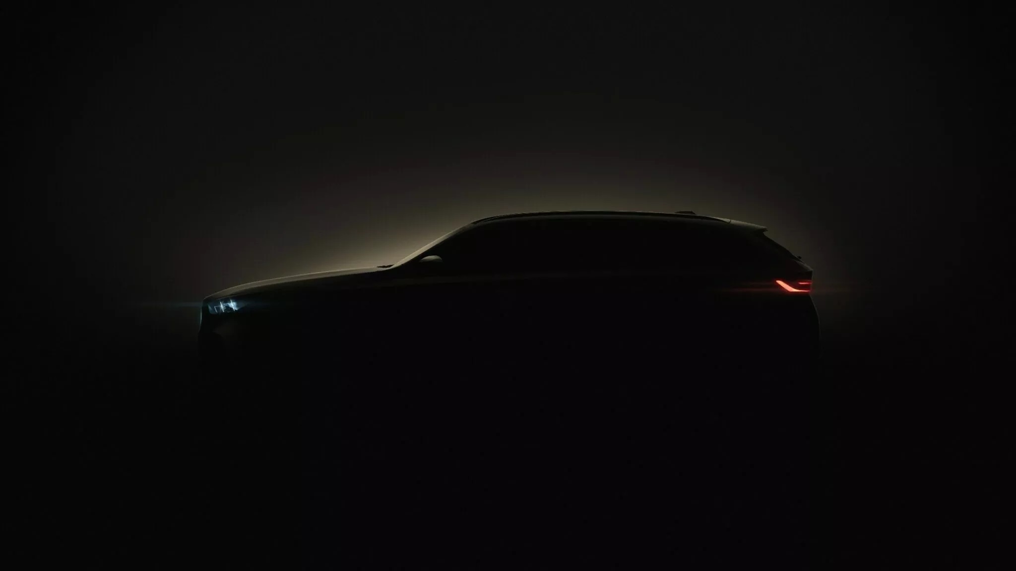 BMW-5-Series-Touring-Teaser-1-2048×1152