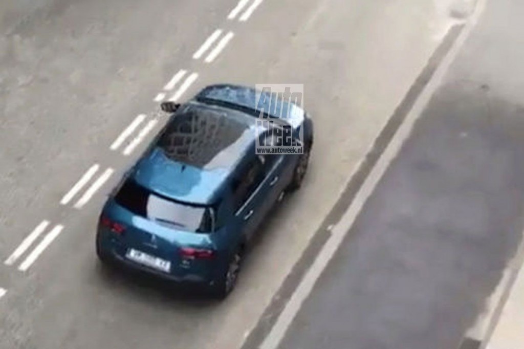 CitroenC4Cactus2018spy-2