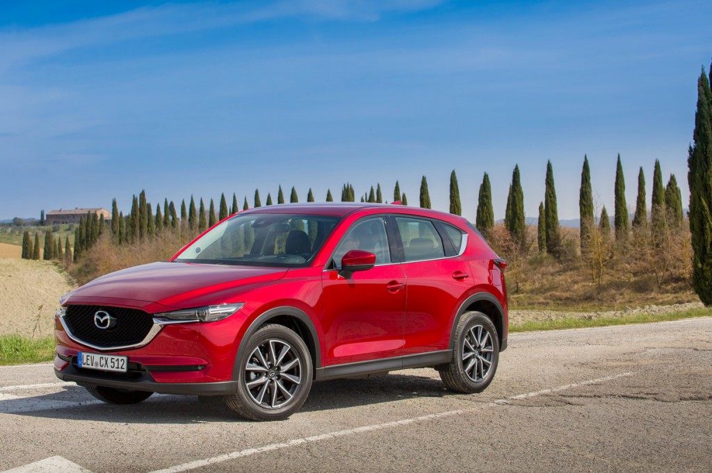 Teszt: Mazda CX-5: belépő a prémium kategóriába