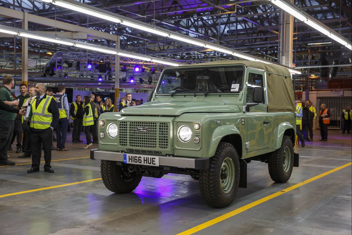 LandRoverDefender1