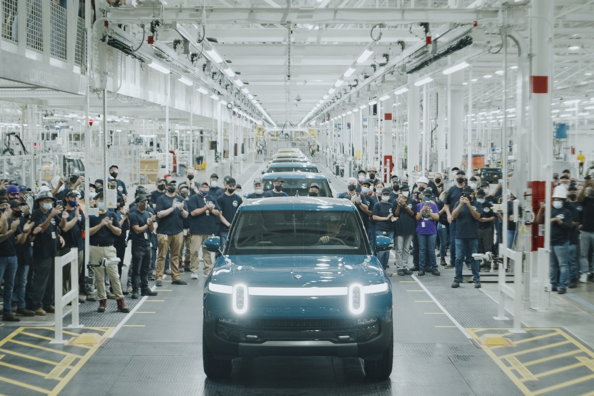 Rivian-R1T-Production-2