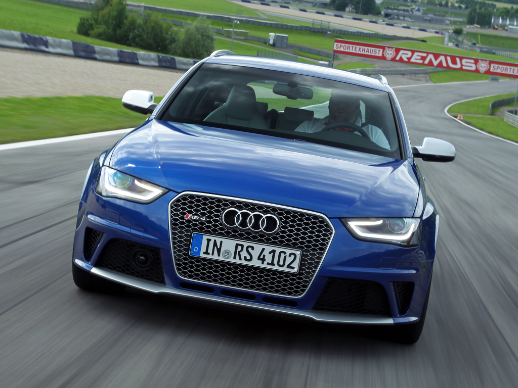 audi_rs4_avant_78