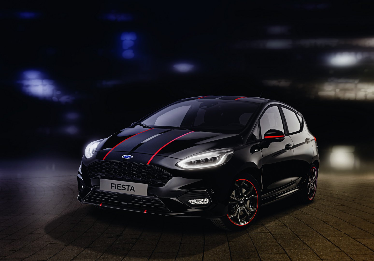 b3ac2e74-2019-ford-fiesta-st-line-red-black-edition-2