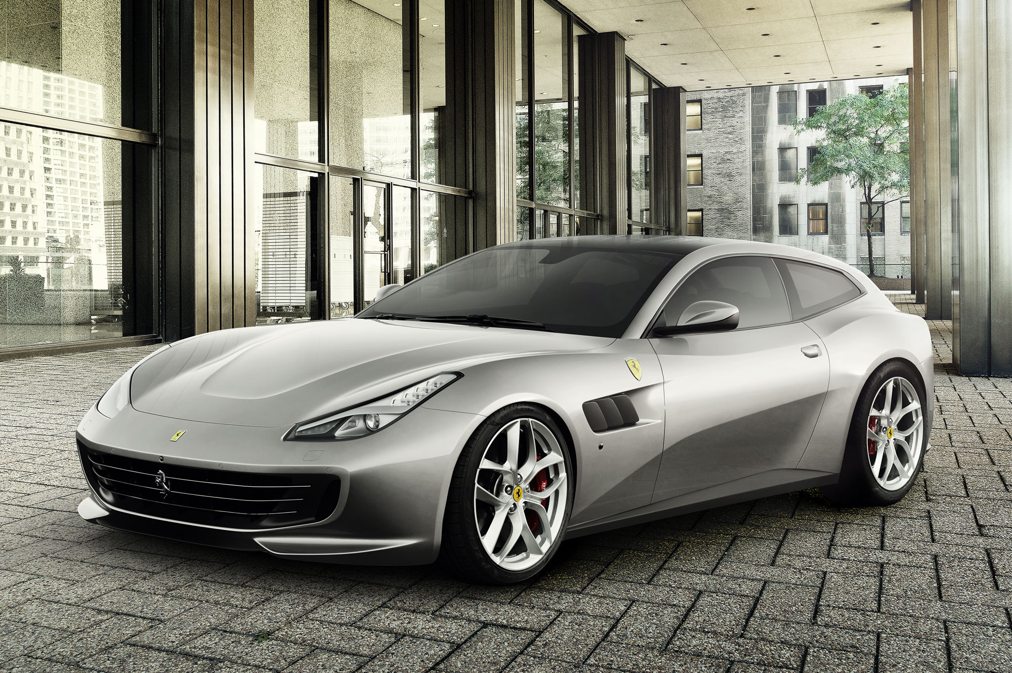 ferrari-gtc4lusso-t-1