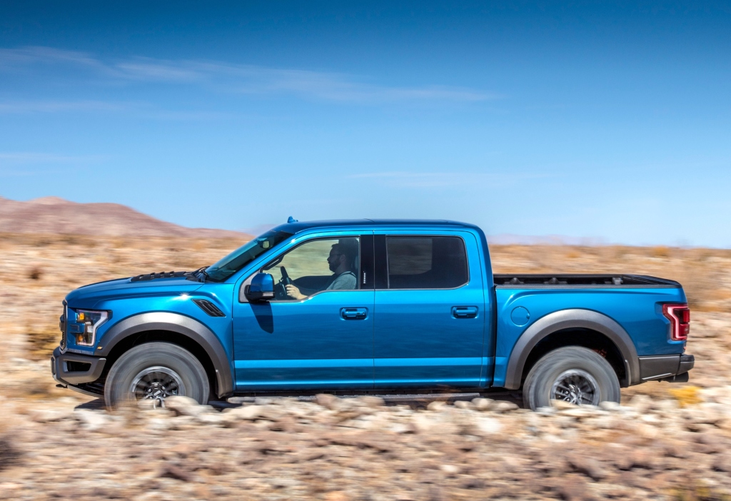 ford_f-150_raptor_supercrew_9_028702c80901062c