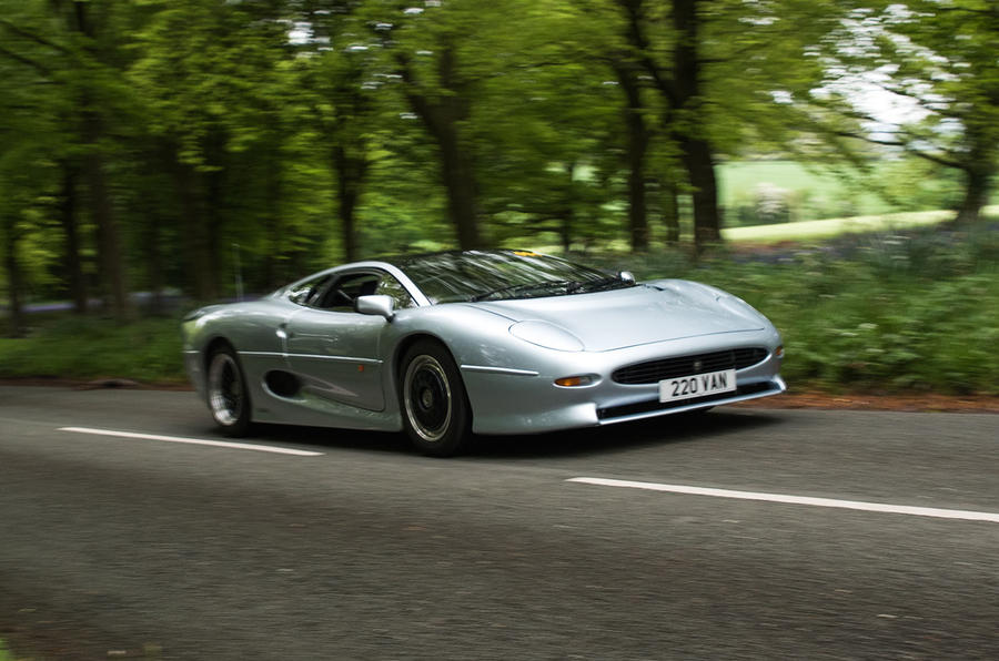 jaguarxj220-5