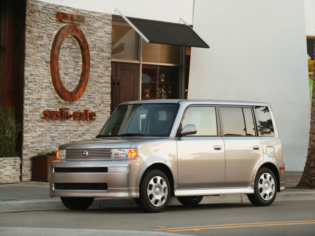 scion_xb_70